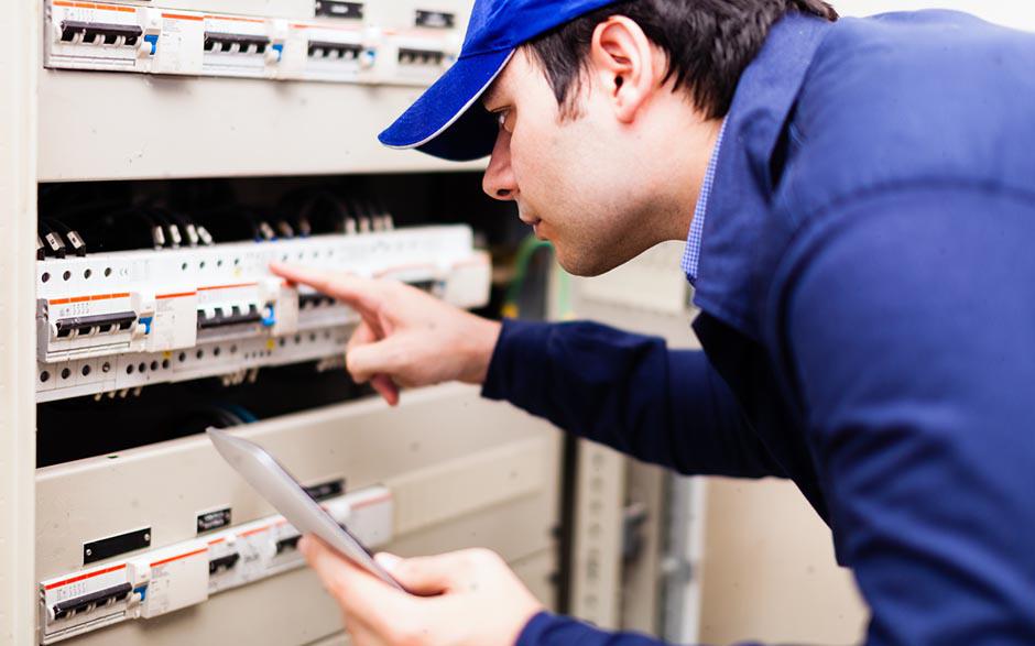 recherche électricien bâtiment Fleury-Mérogis
